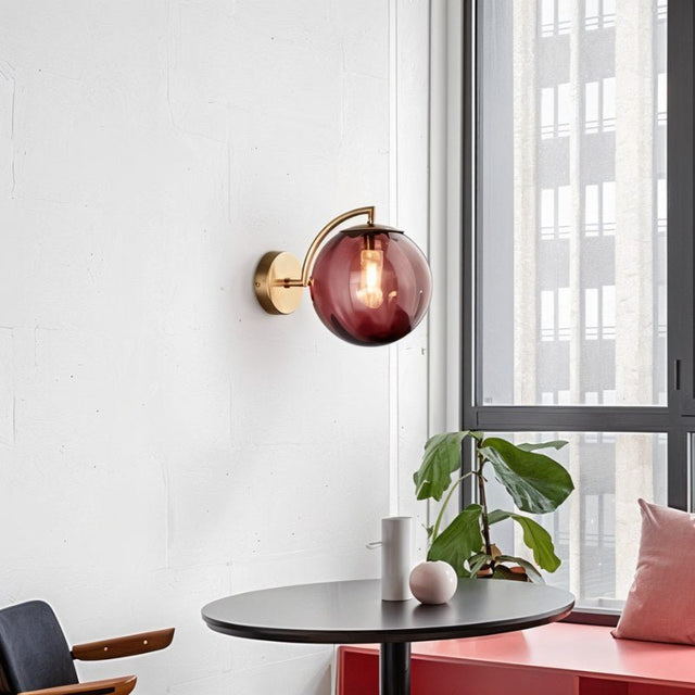 Taunus Wall Lamp