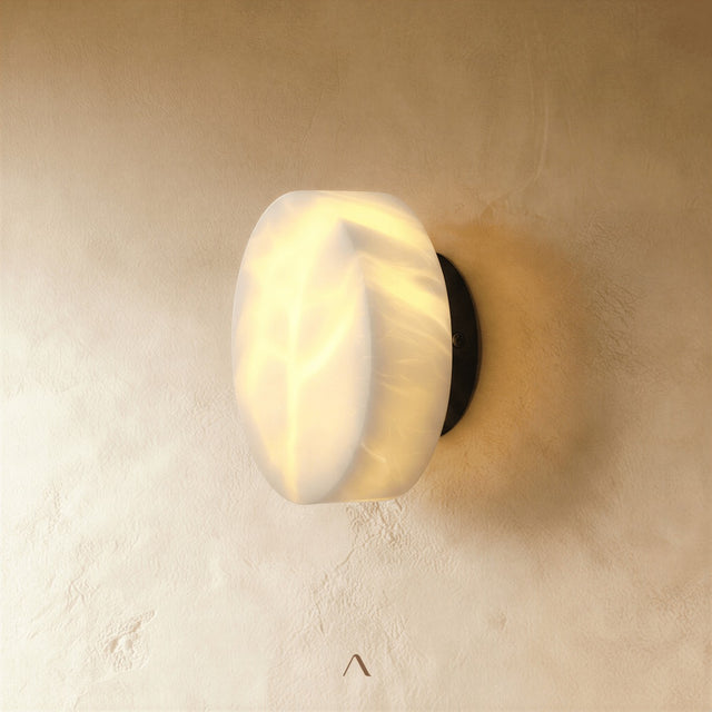 Cauvicourt Wall Lamp