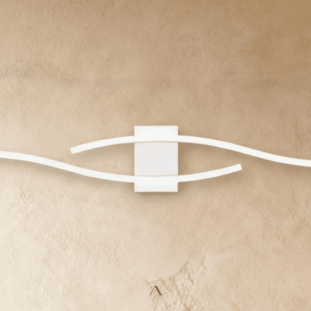Celestite Wall Lamp