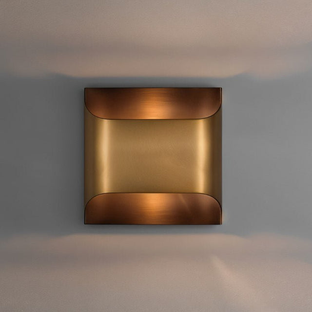 Bay Wall Lamp