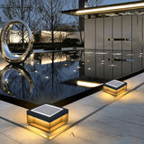 Course Garden Lamp