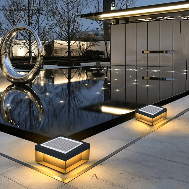 Course Garden Lamp