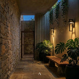 Dalur Wall Lamp