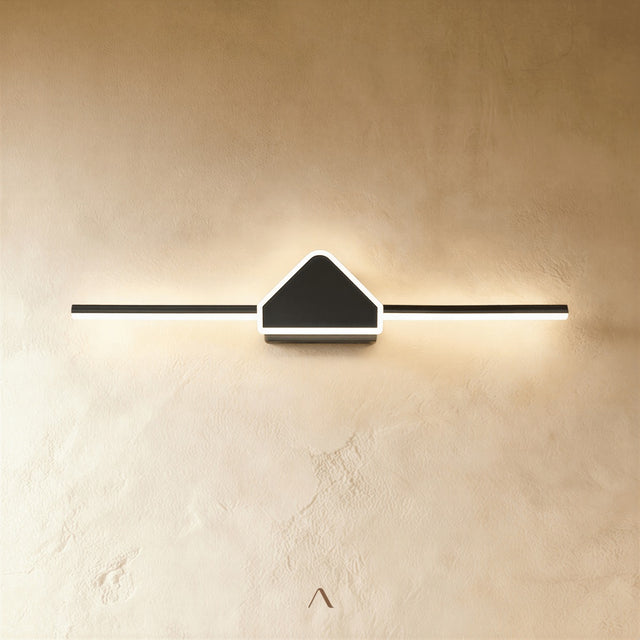 Ekenas Wall Lamp