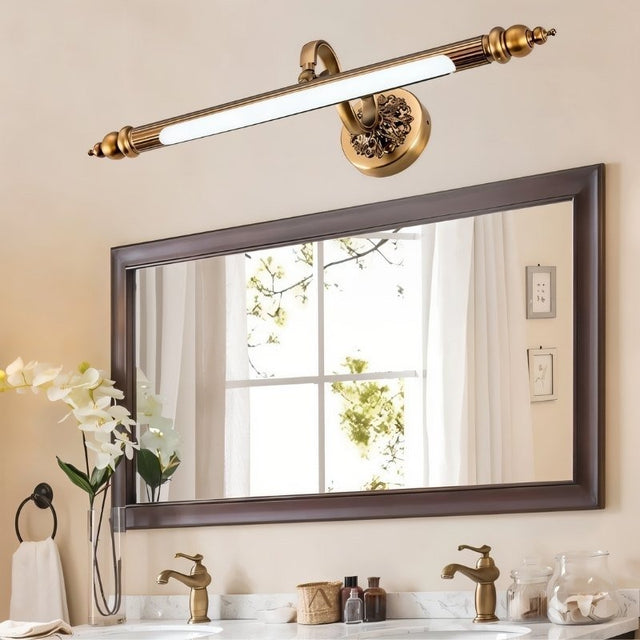 Elverum Wall Lamp