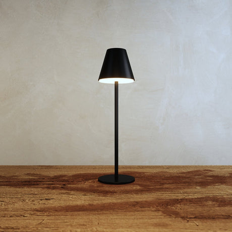 Tread Table Lamp