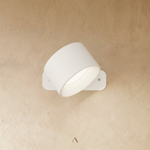 Eterville Wall Lamp