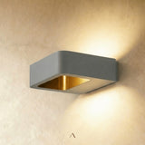 Flekkeroy Wall Lamp