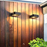Flekkeroy Wall Lamp