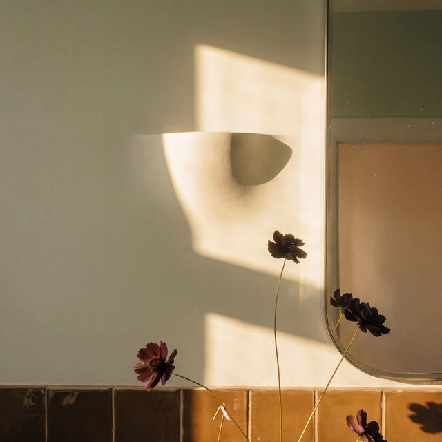 Fluessen Wall Light