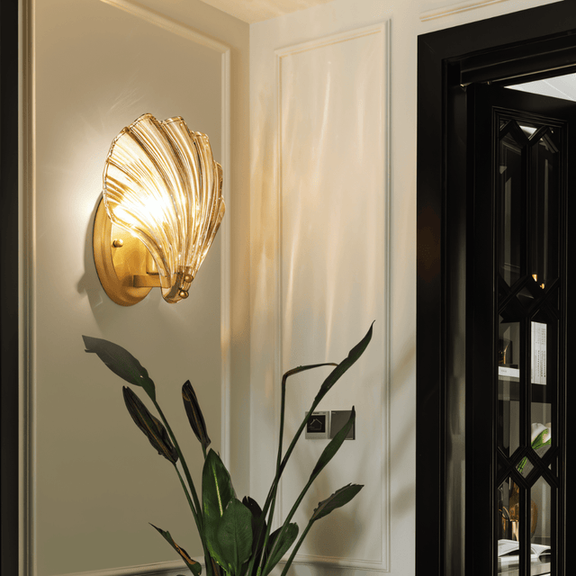 Agy Wall Lamp