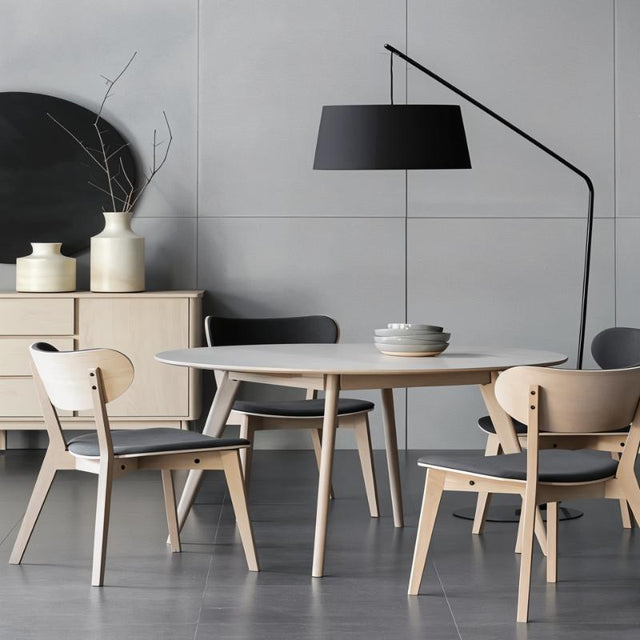 Areuse Floor Lamp