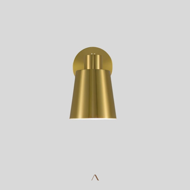 Gavrus Wall Lamp