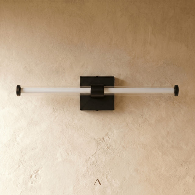 Hammar Wall Lamp