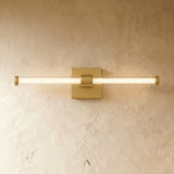Hammar Wall Lamp