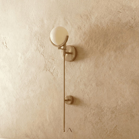 Hausen Wall Lamp