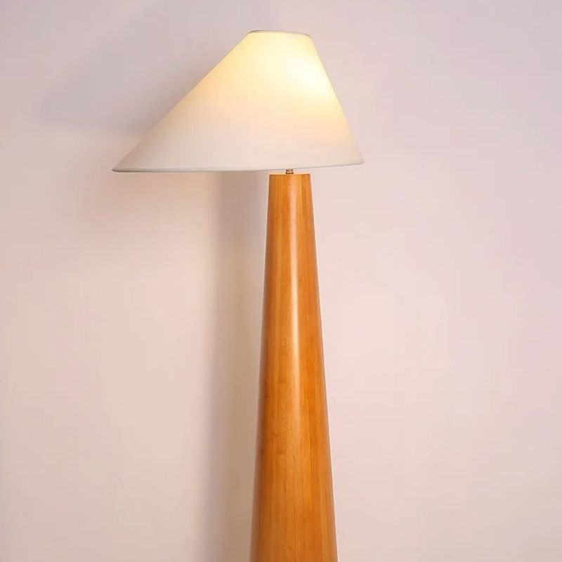 image_text: holza-floor-lamp-453235 93fd45e1-40f0-4c7b-bcfb...