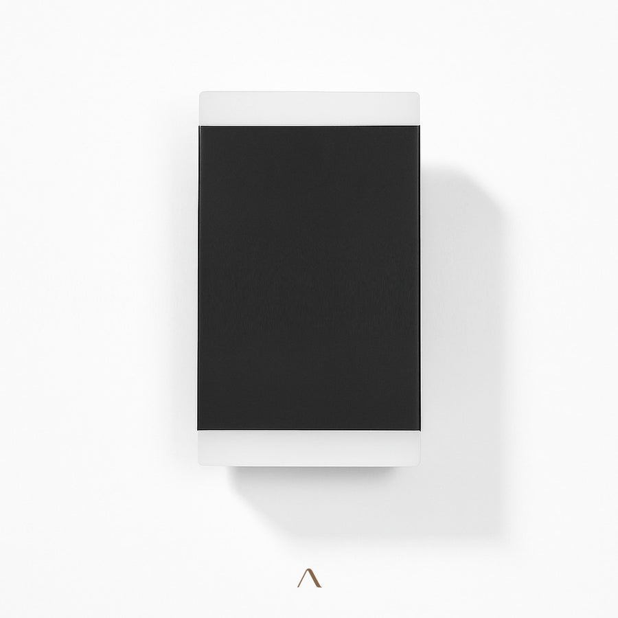 Hornavan Wall Lamp