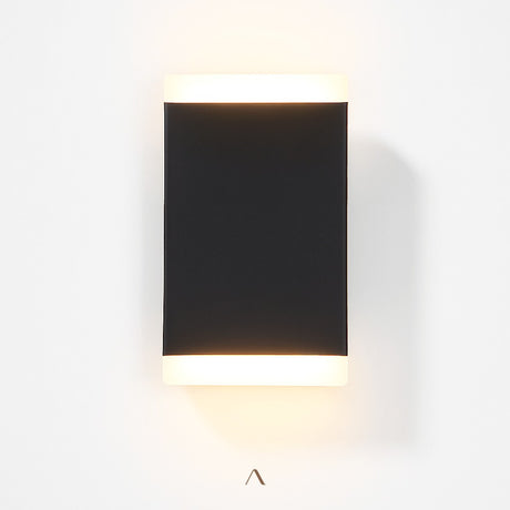 Hornavan Wall Lamp