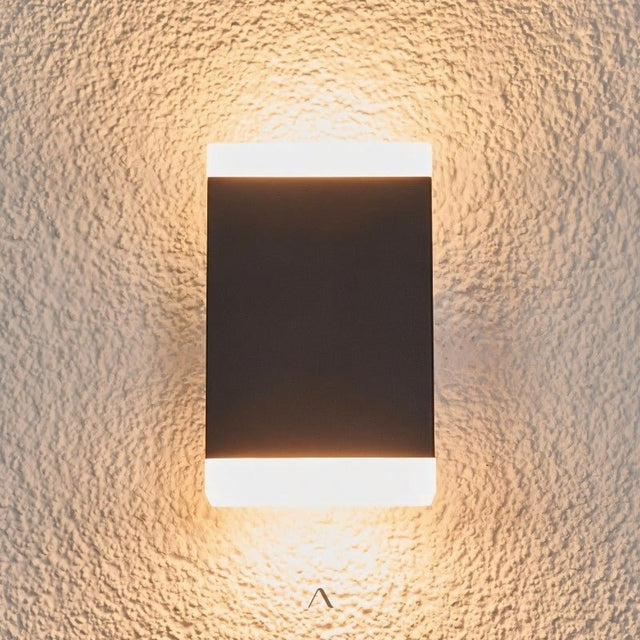 Hornavan Wall Lamp