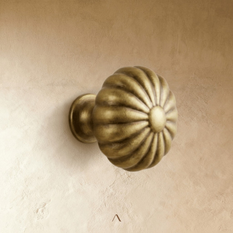 Huesa Cabinet Pull