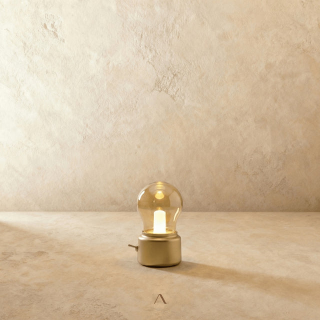 Hunawihr Table Lamp