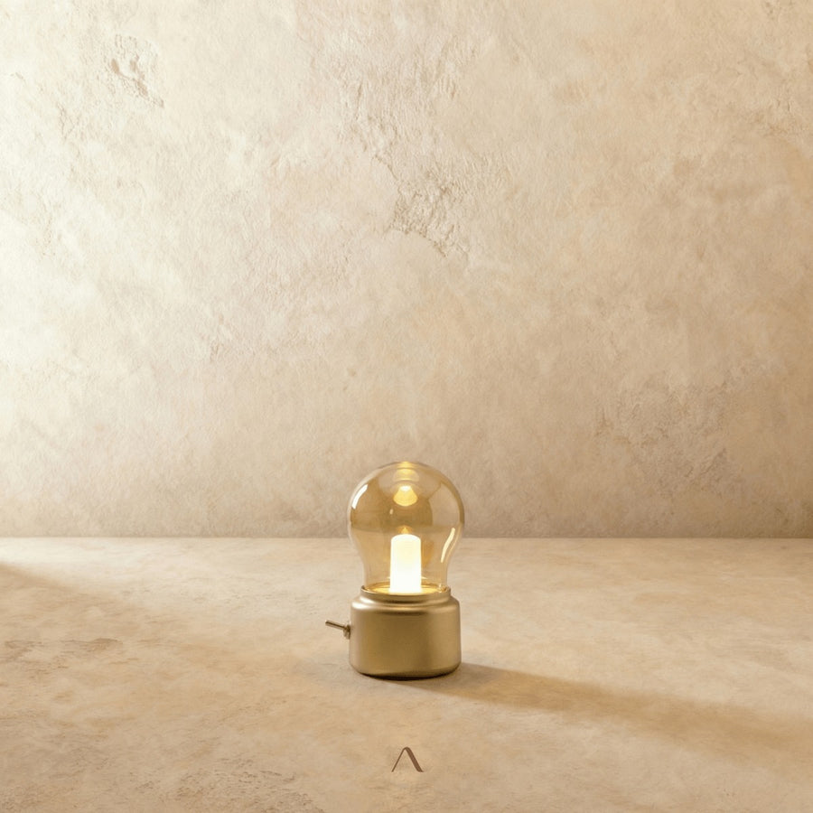 Hunawihr Table Lamp