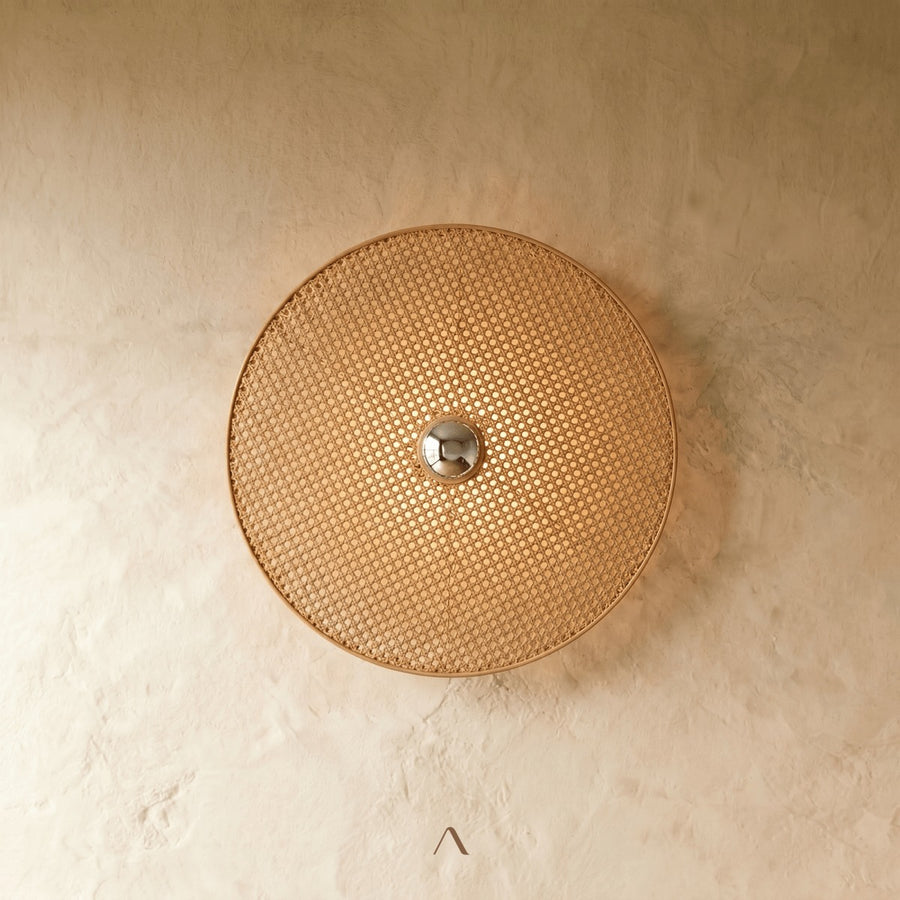 Iznajar Wall Lamp