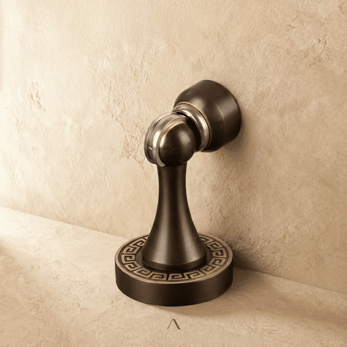{"type":"root","children":[{"type":"paragraph","children":[{"type":"text","value":"Solid brass"}]}]}