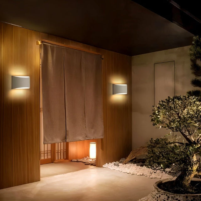 Hetta Wall Lamp