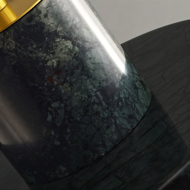 Konigs Pendant Light