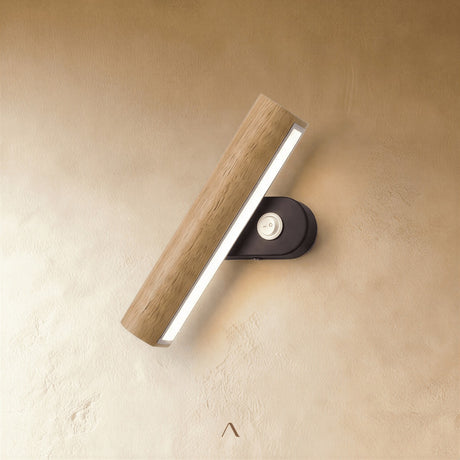 Kuu Wall Lamp