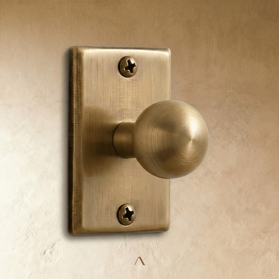 Larva Cabinet Knob
