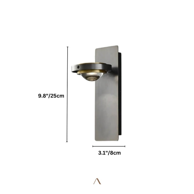 Lauris Wall Lamp