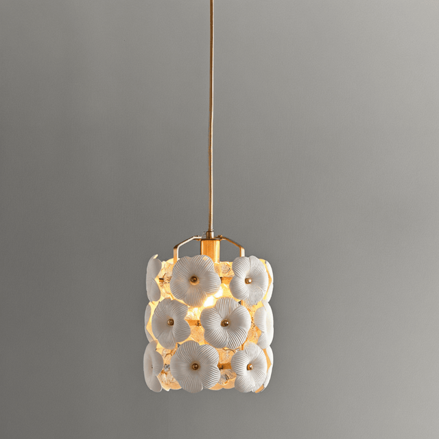 Mouen Pendant Light
