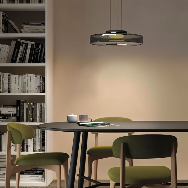 Ravning Pendant Light