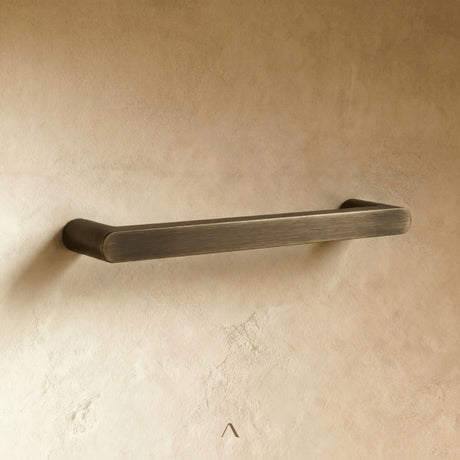 Llavorsi Cabinet Pull