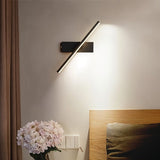 Luff Wall Lamp