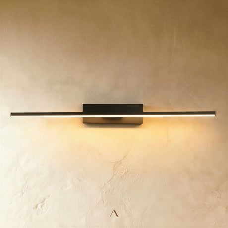 Luff Wall Lamp