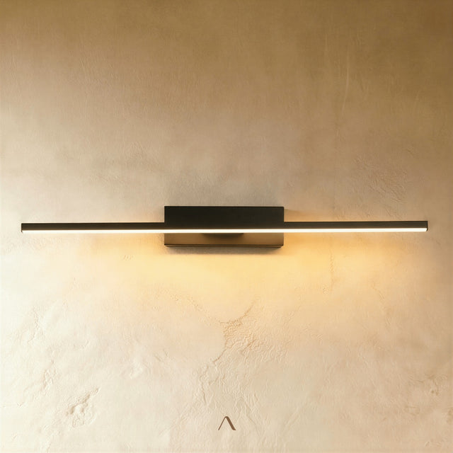 Luff Wall Lamp