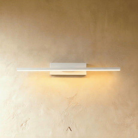 Luff Wall Lamp