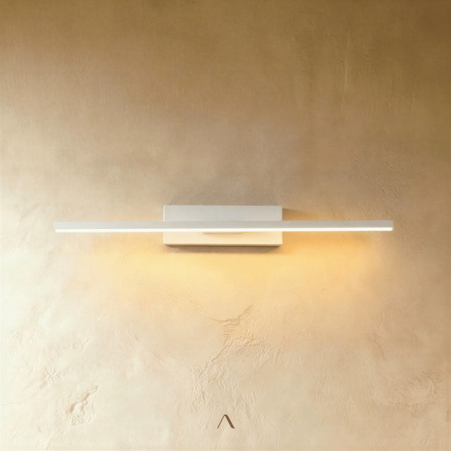 Luff Wall Lamp