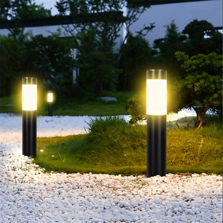 Oxide Garden Lamp