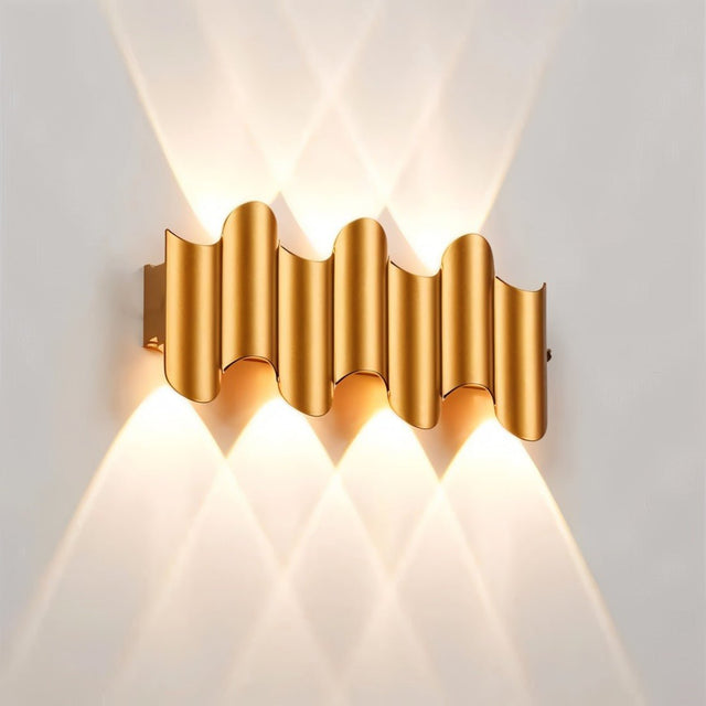 Celerity Wall Lamp