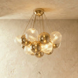 Mediocris Chandelier