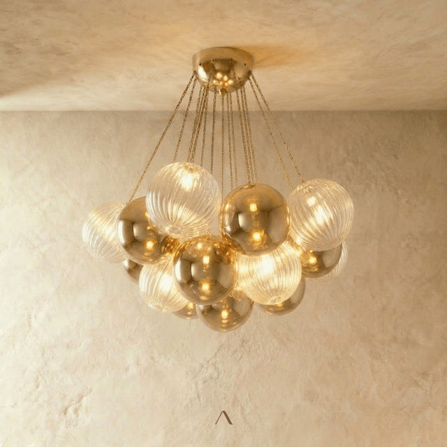 Mediocris Chandelier