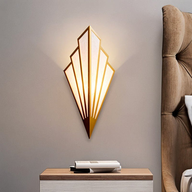 Sloop Wall Lamp