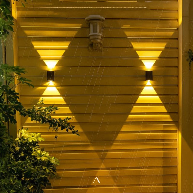 Mizzen Wall Lamp