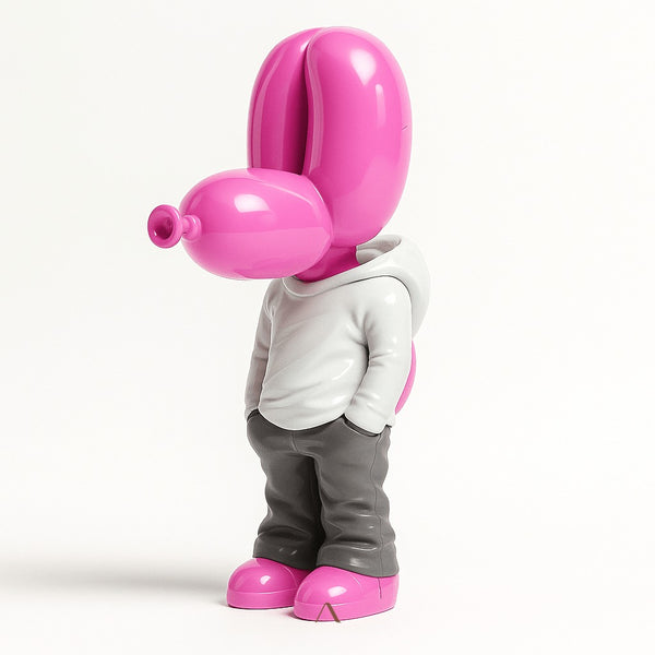 Mjaeln Pants Figurine