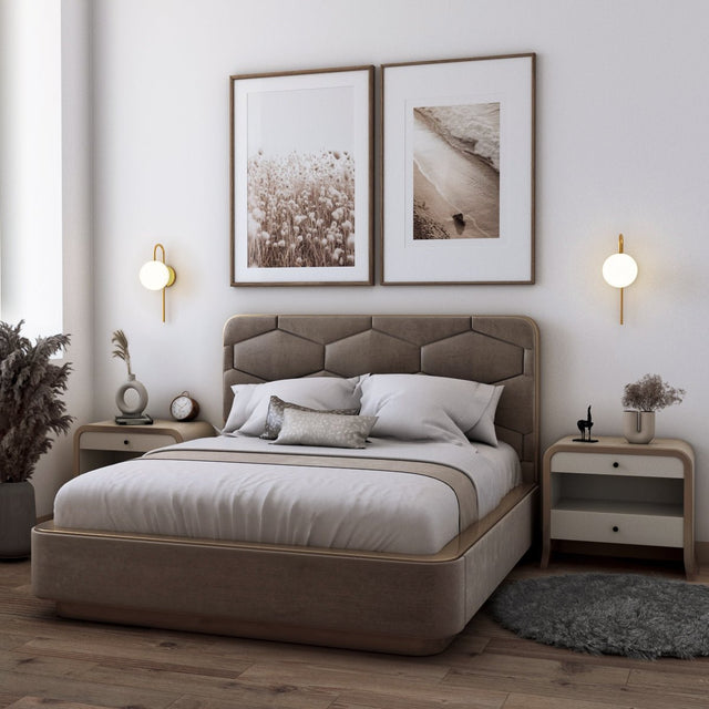 Vaxholm Wall Lamp